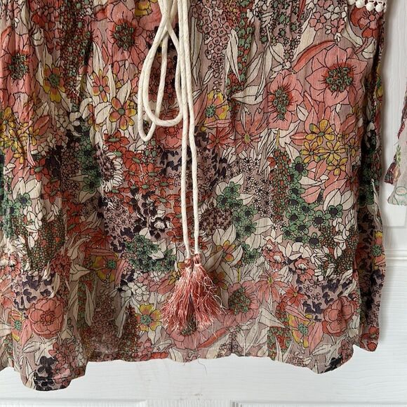 Raga Anthropologie White Paisley Embroidery Floral Bell Sleeve V-Neck Top XS NWT - Picture 5 of 6